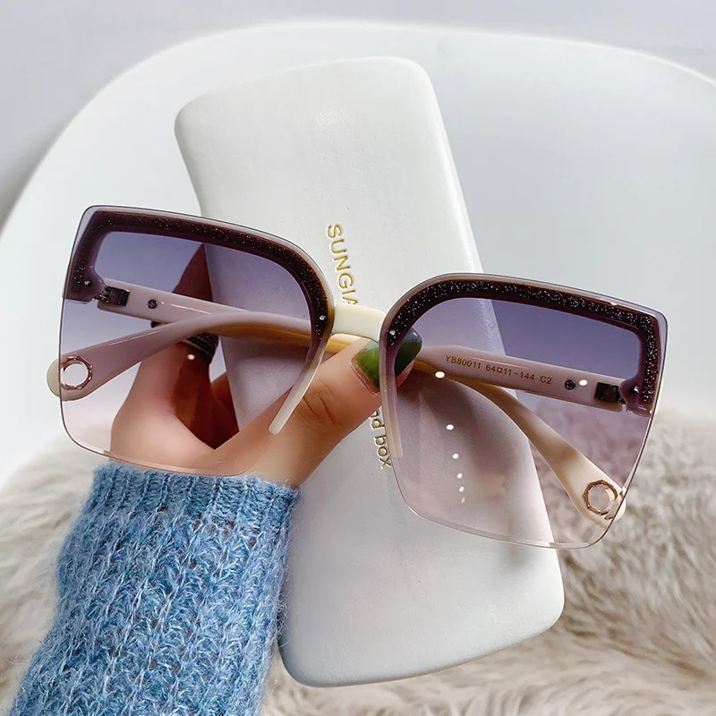 Lunettes de soleil surdimensio - Designer Sunglasses avis et prix